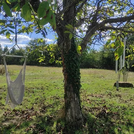 Casa de Férias Les Jardins De Shambhala Montrem