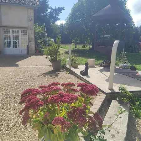 Holiday home Les Jardins De Shambhala *