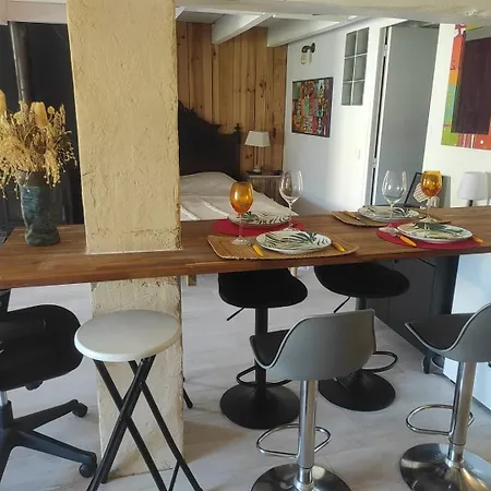 Holiday home Les Jardins De Shambhala Montrem